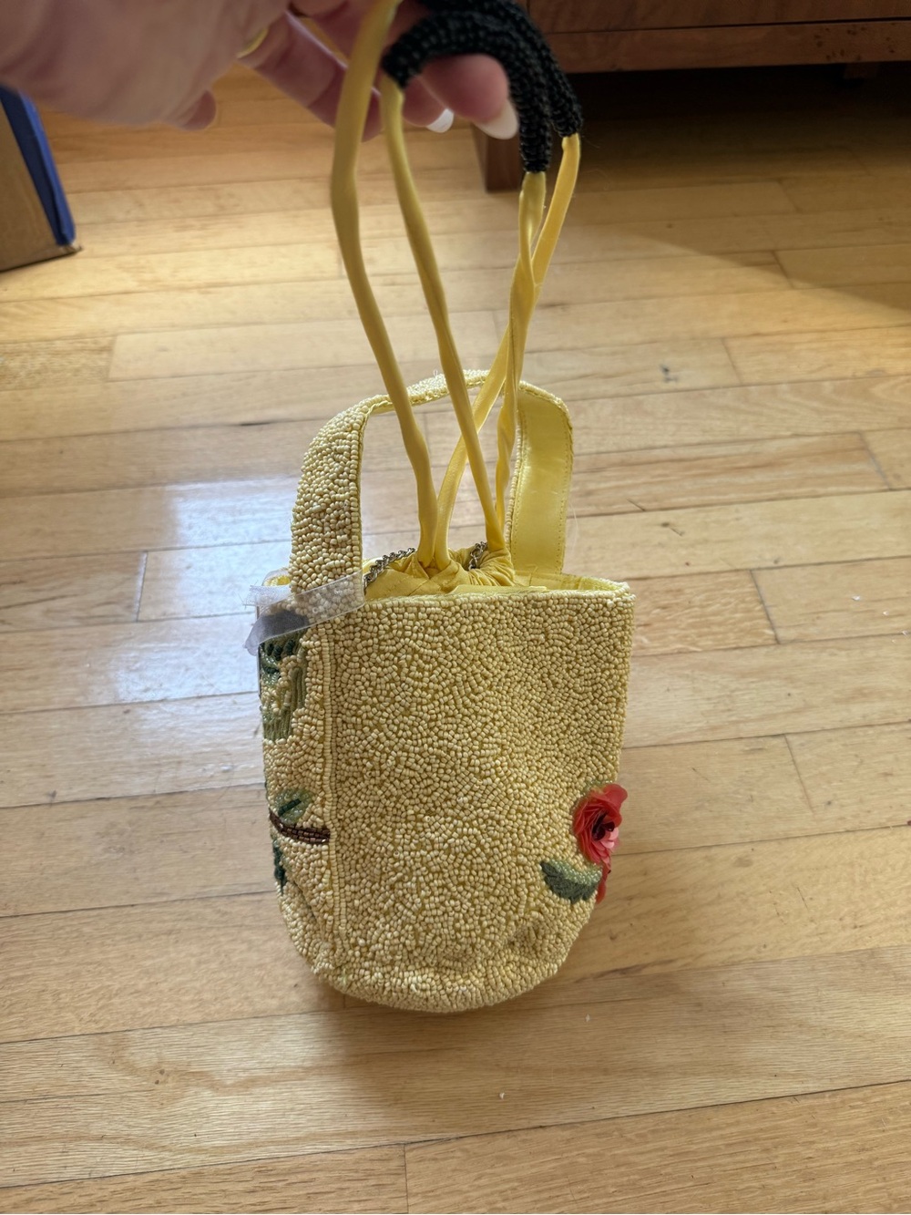 Toucan Yellow Beaded Bag Viral TikTok Trend - Rare Find!! NWT - Picture 5 of 6